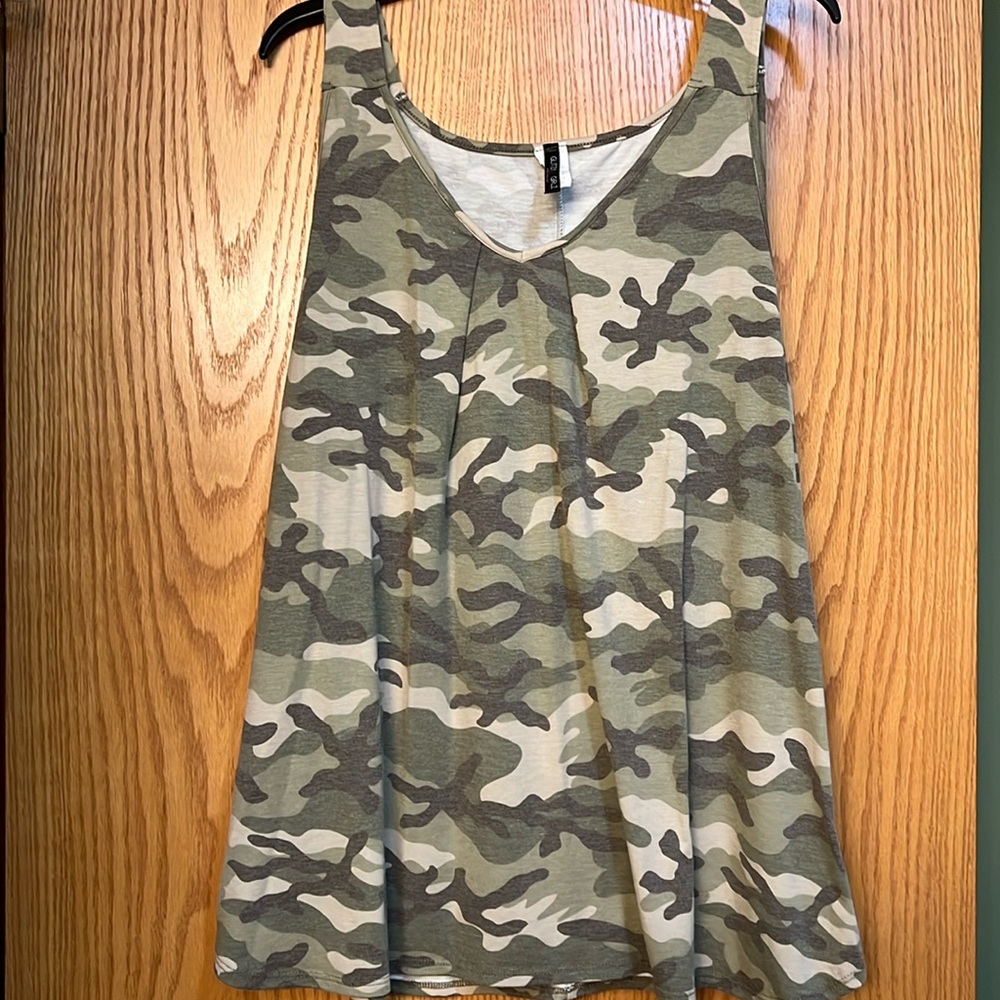 Glitzy Girlz Camo tank